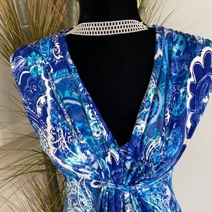 Womens summer dress gently worn.. Size M